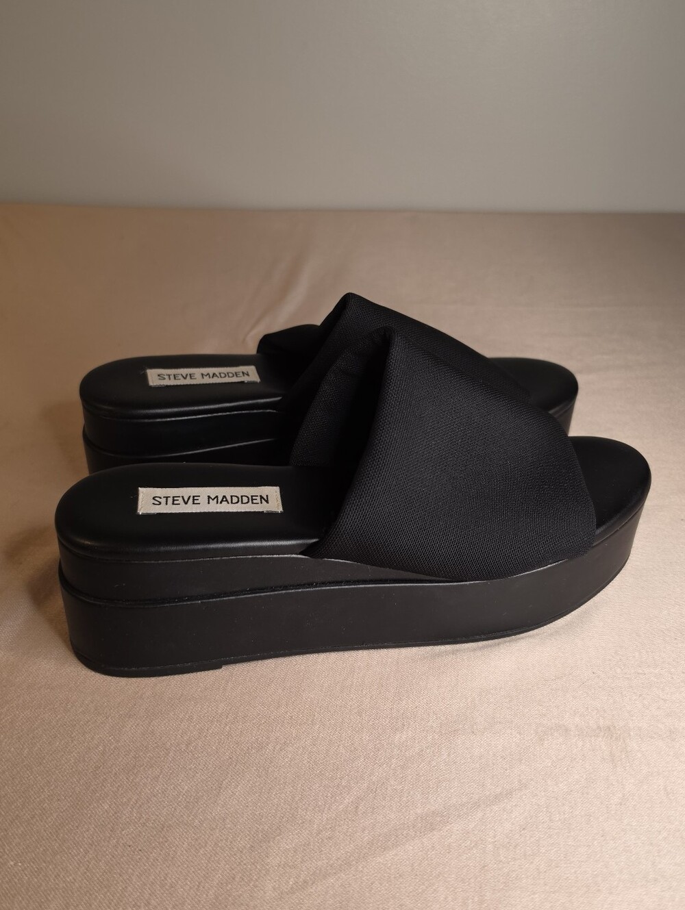 Steve Madden Slinky Women's Black Platform Slide Sandals 8M